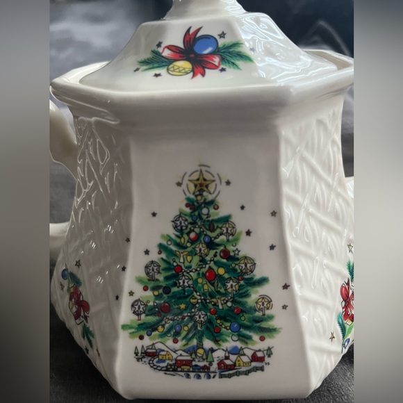 Holiday Vintage Sadler Christmas Eve Teapot Poshmark